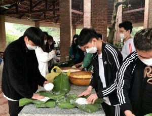 CÁC BẠN ĐÃ BIẾT GÓI BÁNH TRƯNG CHƯA????