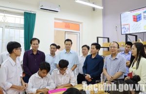 TRƯỜNG PTLC LÝ CÔNG UẨN ĐÓN ĐOÀN GIÁM SÁT TỈNH BẮC NINH