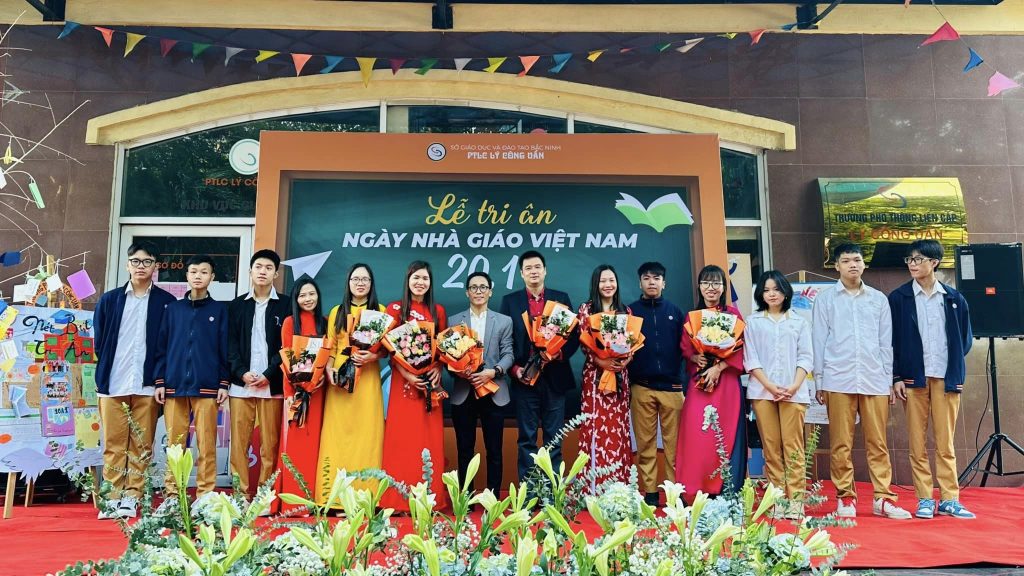 TRƯỜNG PTLC LÝ CÔNG UẨN CHÀO MỪNG NGÀY NHÀ GIÁO VIỆT NAM 20-11